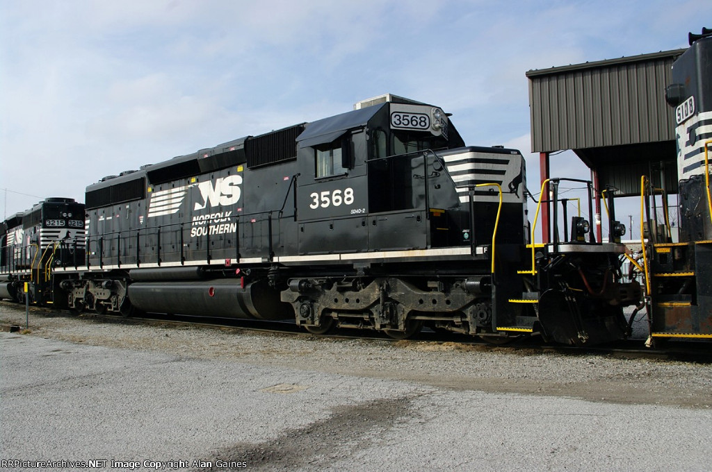 NS SD40-2 3568